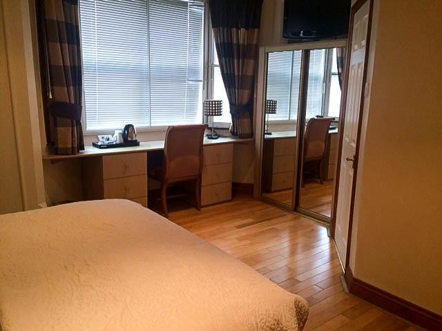 Thameside Hotel Reading Buitenkant foto